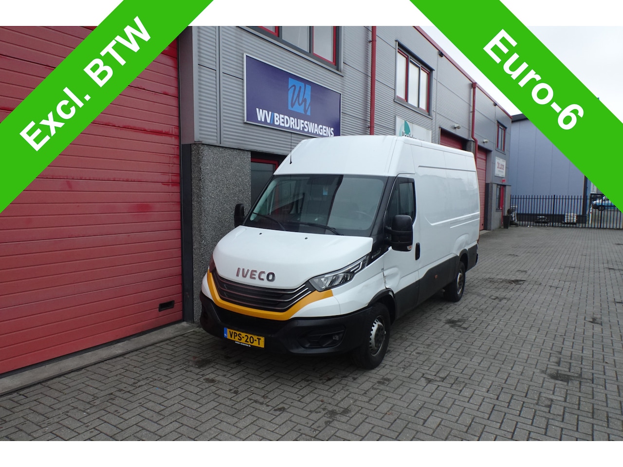 Iveco Daily - 35S16V 2.3 35 2h l 3 3 zits automaat nl auto !!!!!!!! - AutoWereld.nl