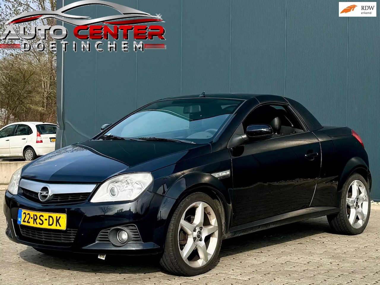 Opel Tigra TwinTop - 1.4-16V Cosmo Cabrio StoelV Automaat - AutoWereld.nl