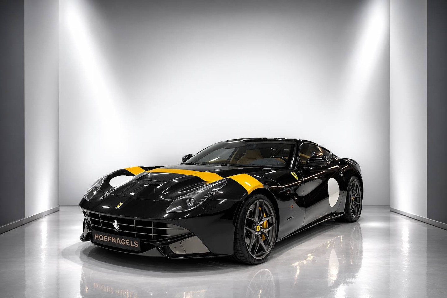 Ferrari F12 - 6.3 Berlinetta 6.3 Berlinetta, 24 month warranty, Unique condition, Carbon - AutoWereld.nl