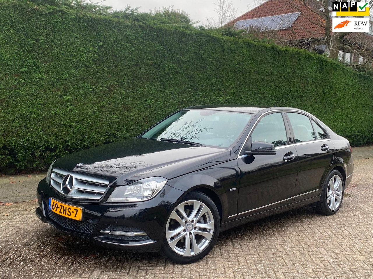 Mercedes-Benz C-klasse - 180 LEER/1e EIGENAAR/RIJDT NIEUW/PDC! - AutoWereld.nl