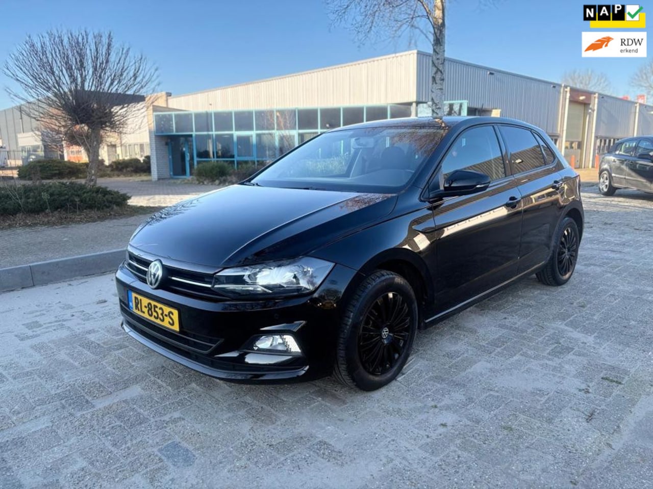Volkswagen Polo - 1.0 TSI COMFORTLINE AIRCO 5DRS PTS CRUISE LED APK27 - AutoWereld.nl