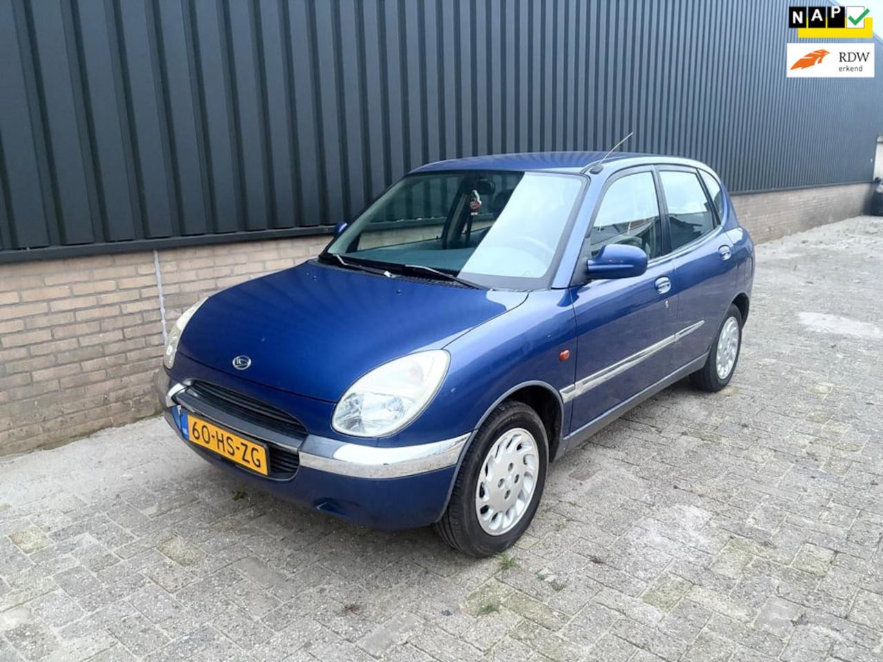 Daihatsu Sirion - 1.0-12V ZLi AUTOMAAT 5DRS ELEKRAMEN STUURBEKRACHTIGING - AutoWereld.nl
