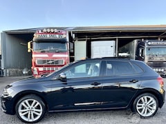 Volkswagen Polo - 1.0 TSI 95pk Highline 5drs - nap - pano - virtual - acc - front assist - sfeerverl - sport