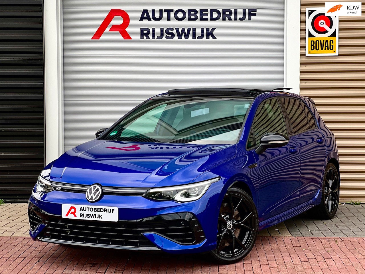 Volkswagen Golf - 2.0 TSI 4Motion R Memory/H&K/Akra/Pano - AutoWereld.nl