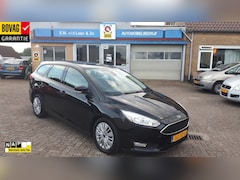 Ford Focus - 1.0 Lease Edition RADIO CD/CLIMATE/NAVI/CRUISE/CV