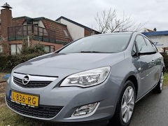 Opel Astra Sports Tourer - 1.6 Automaat Trekhaak, Stoelverwarming, Cruise C
