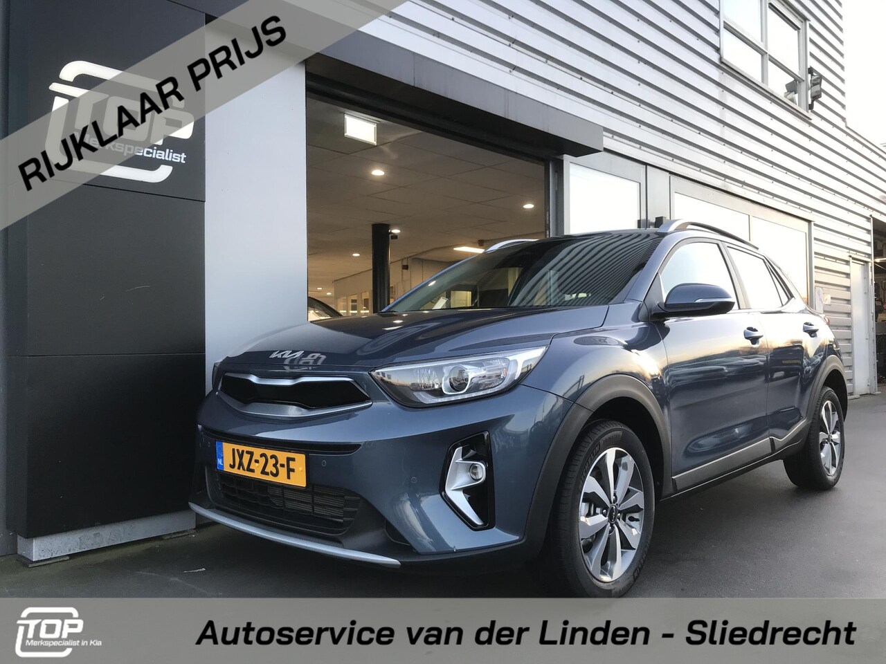 Kia Stonic - 1.2 DynamicLine 7 JAAR GARANTIE - AutoWereld.nl