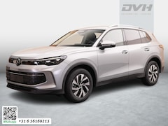 Volkswagen Tiguan - 1.5 eTSI Life Edition TREKHAAK | CAMERA | NAVI