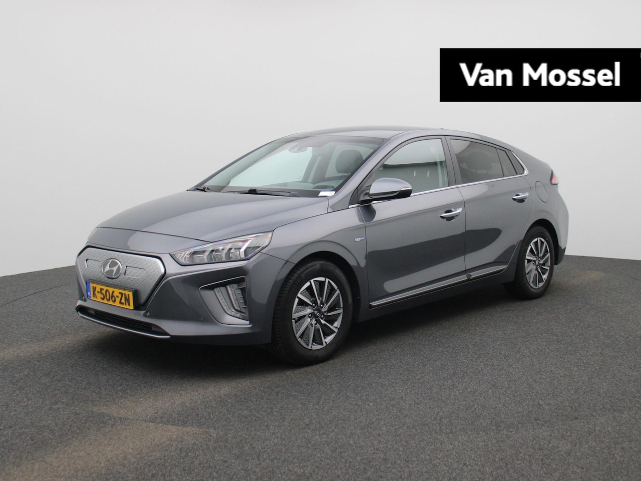 Hyundai IONIQ - Premium EV 38 kWh |Climate Control / ECC | Licht metalen velgen 16 inch | Cruise control | - AutoWereld.nl