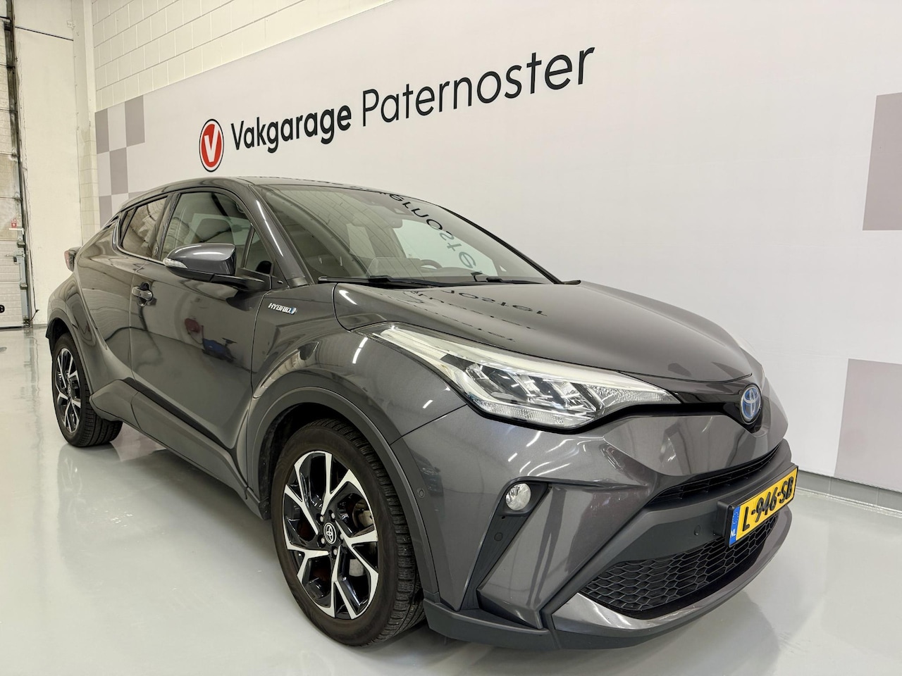 Toyota C-HR - 1.8 Hybrid 18'' LMV / Carplay / Stuur & Stoelverw / Bovag garantie - AutoWereld.nl