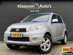 Daihatsu Terios - 1.5 4WD Track AUT. | airco | parkeersensoren | privacy glas | dakrails | elektrisch pakket