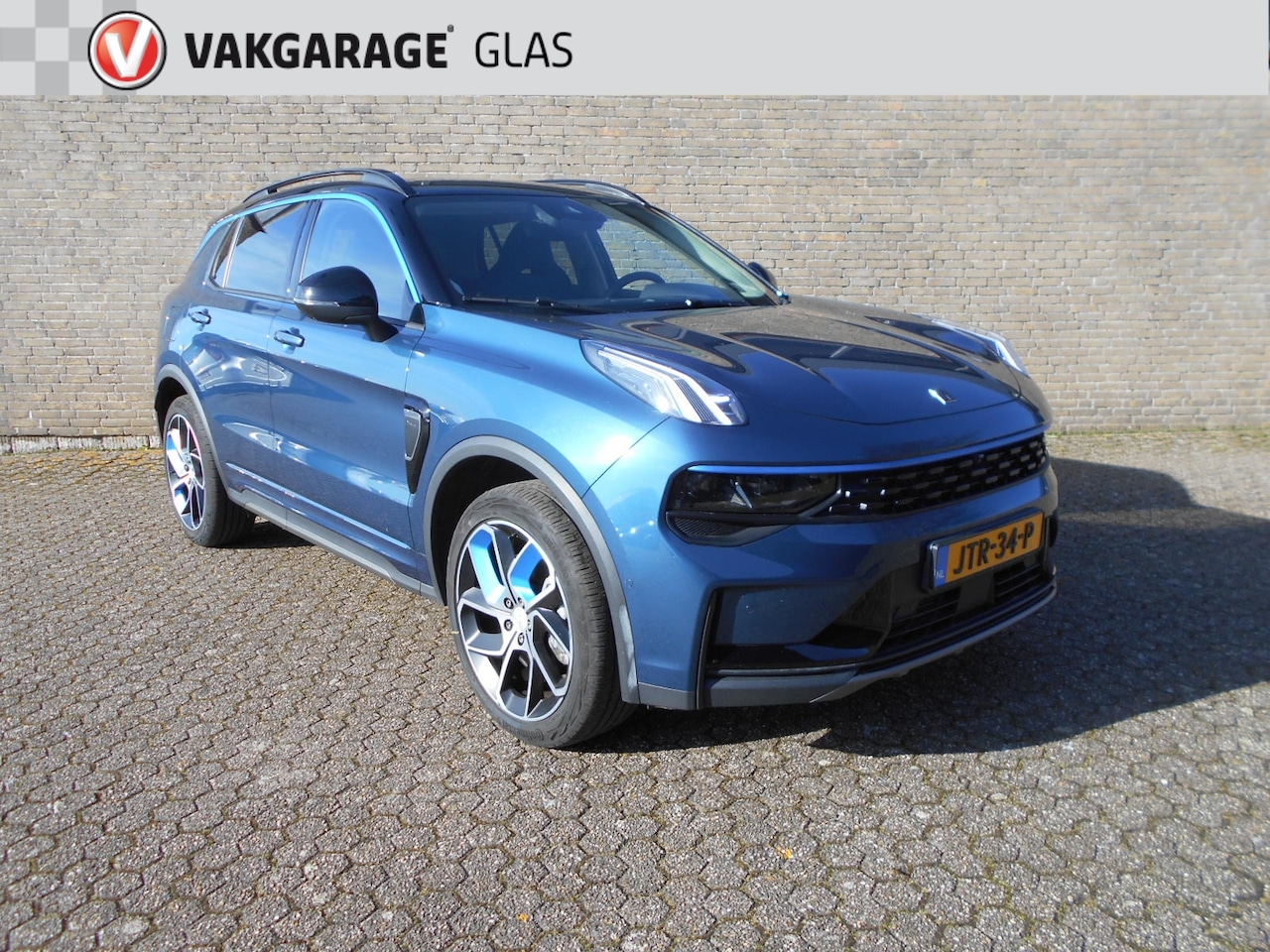 Lynk & Co 01 - 1.5TD 261pk PHEV 7DCTH Appel Carplay / Panodak - AutoWereld.nl