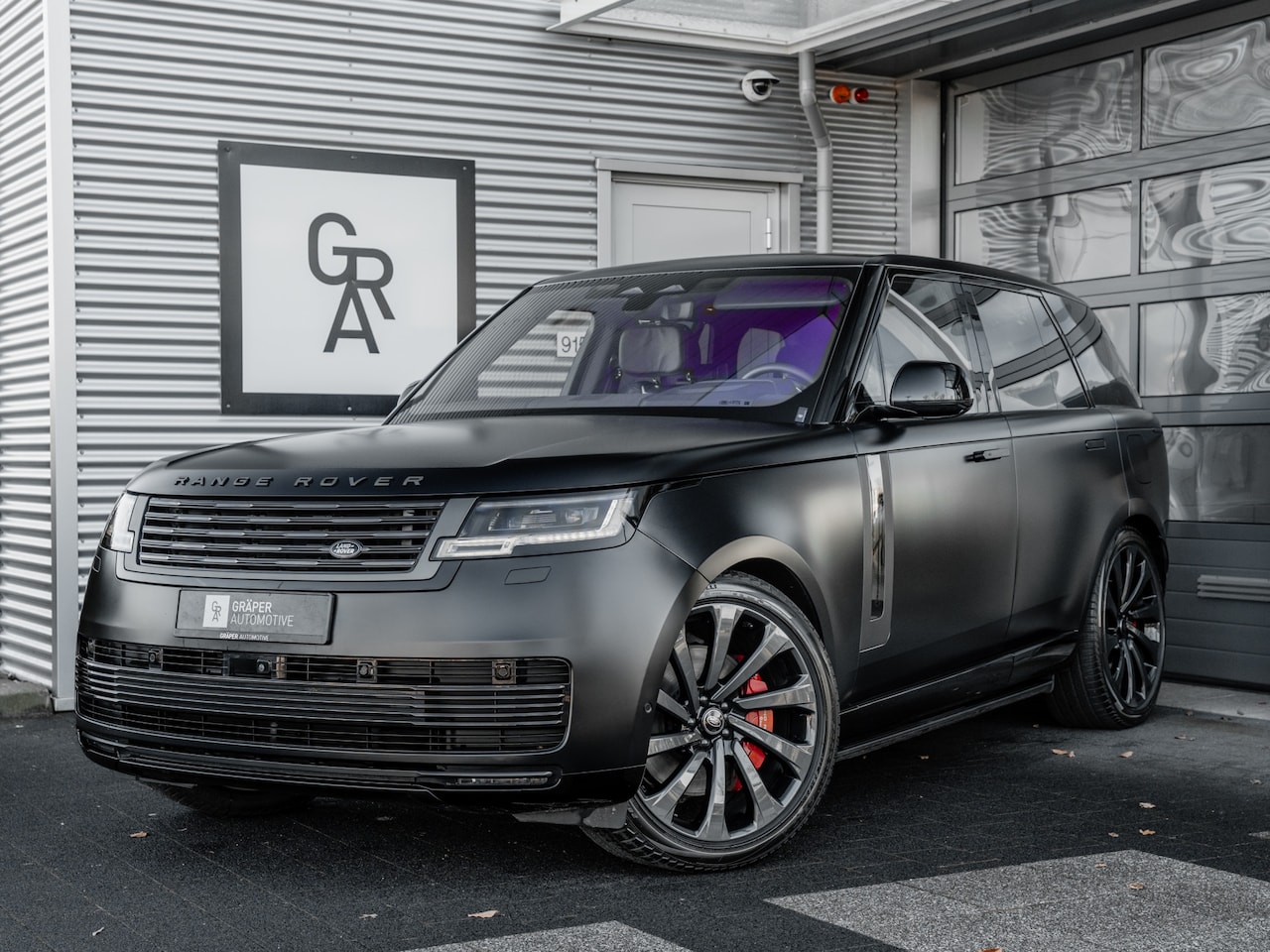 Land Rover Range Rover - 3.0 P510e SV PHEV | BTW - AutoWereld.nl