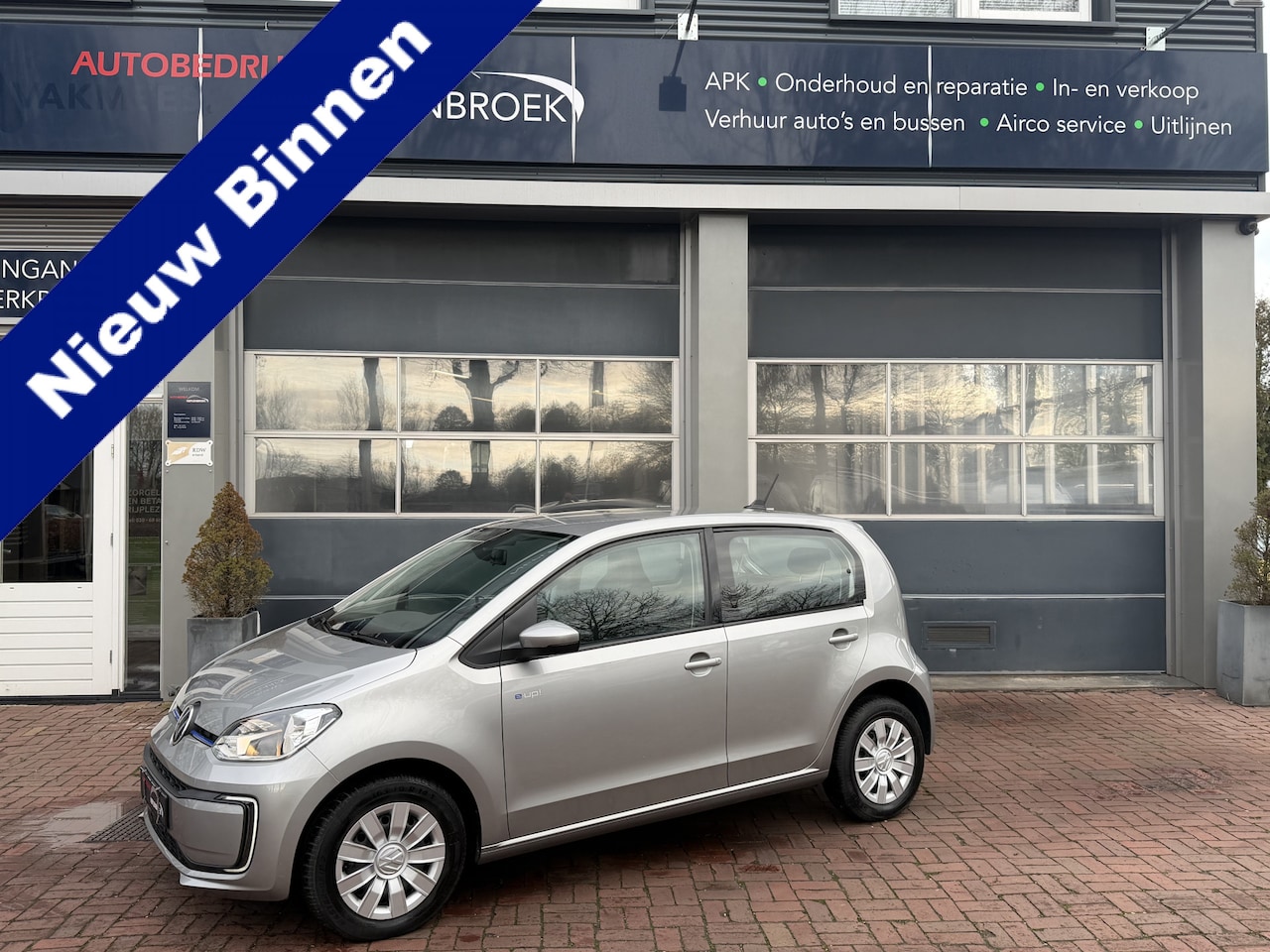 Volkswagen e-Up! - e-up! Km 40.000 nwe type accu WLTP-actieradius van ongeveer 260 kilometer. - AutoWereld.nl