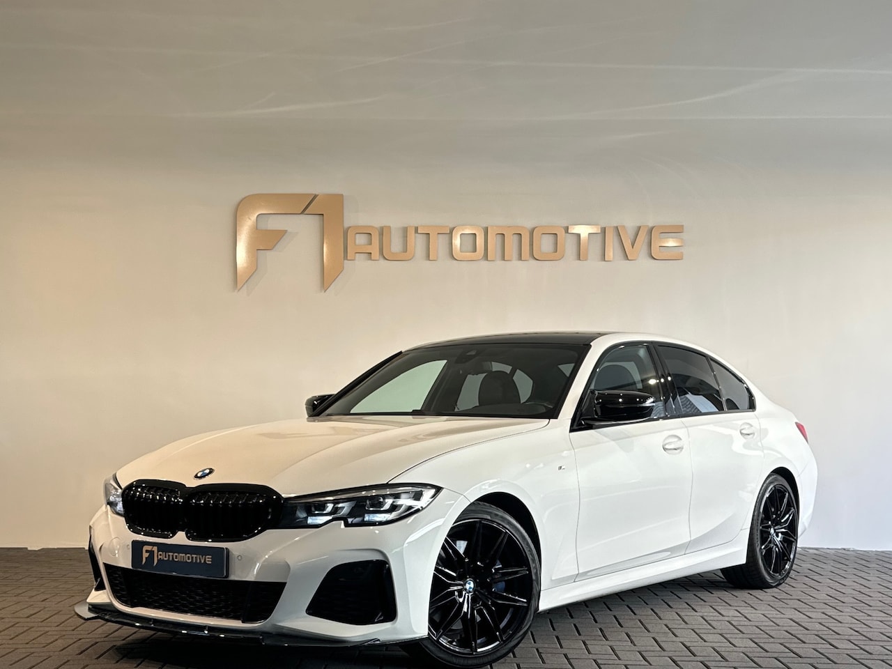 BMW 3-serie - M340i xDrive High Executive Sfeer|Night|CarPlay - AutoWereld.nl