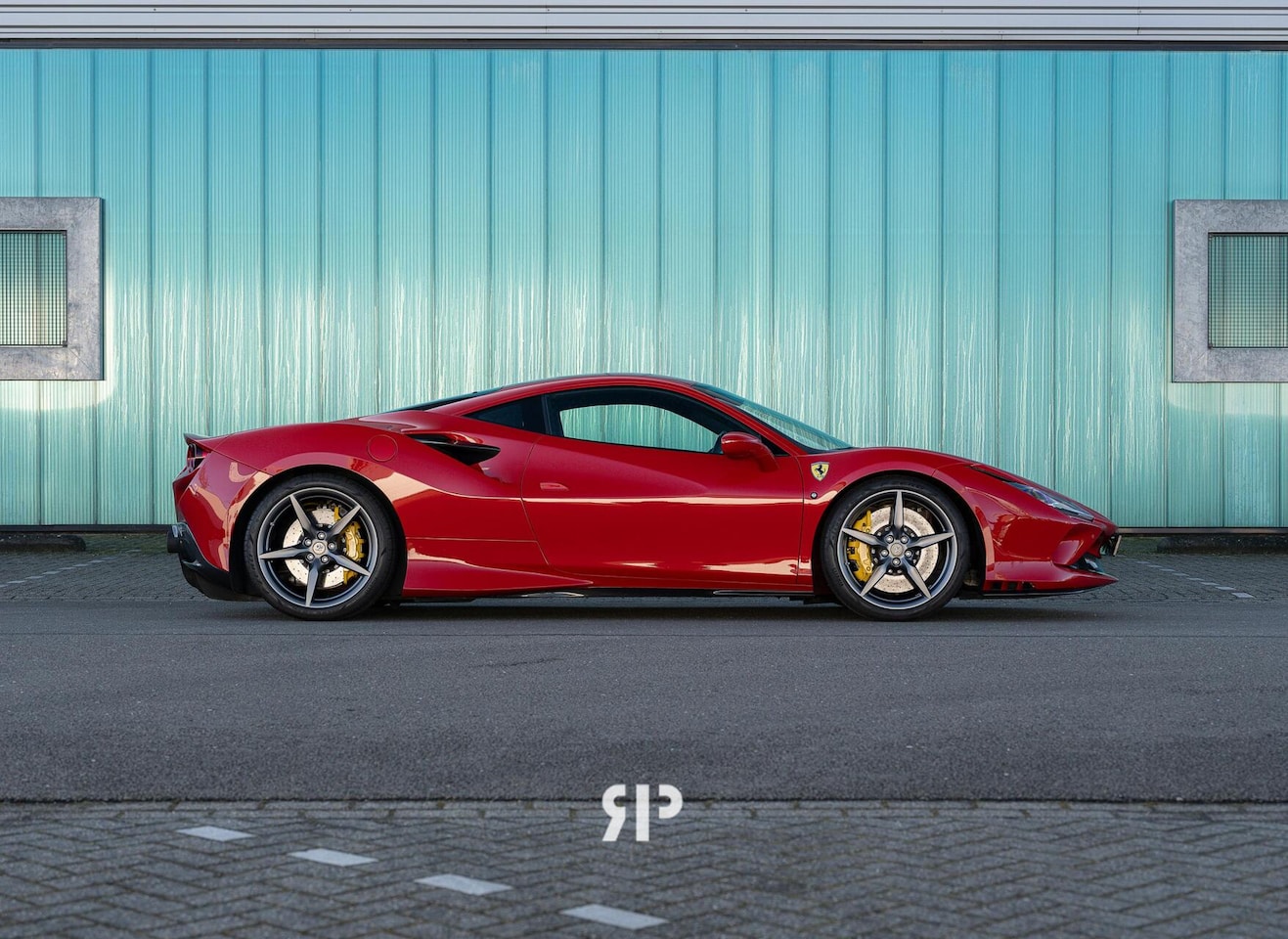 Ferrari F8 Tributo - 3.9 V8 - AutoWereld.nl