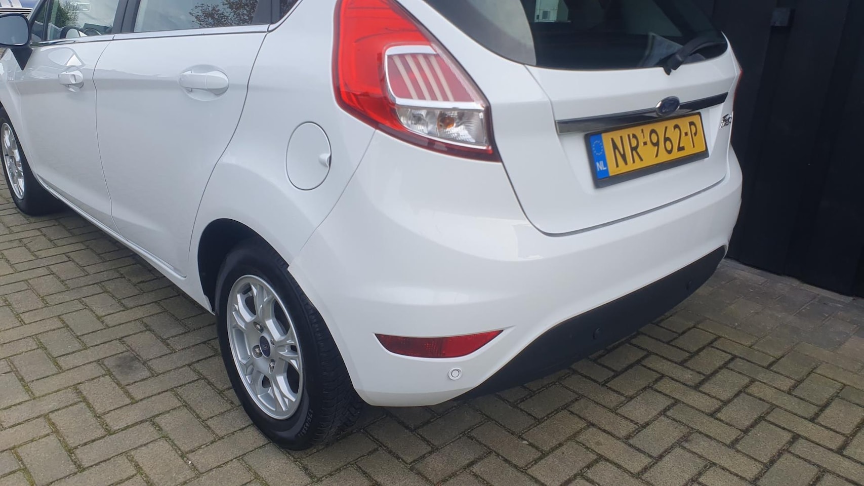 Ford Fiesta - 1.5 TDCi Titanium Lease Edition 1.5 TDCi Titanium Lease Edition