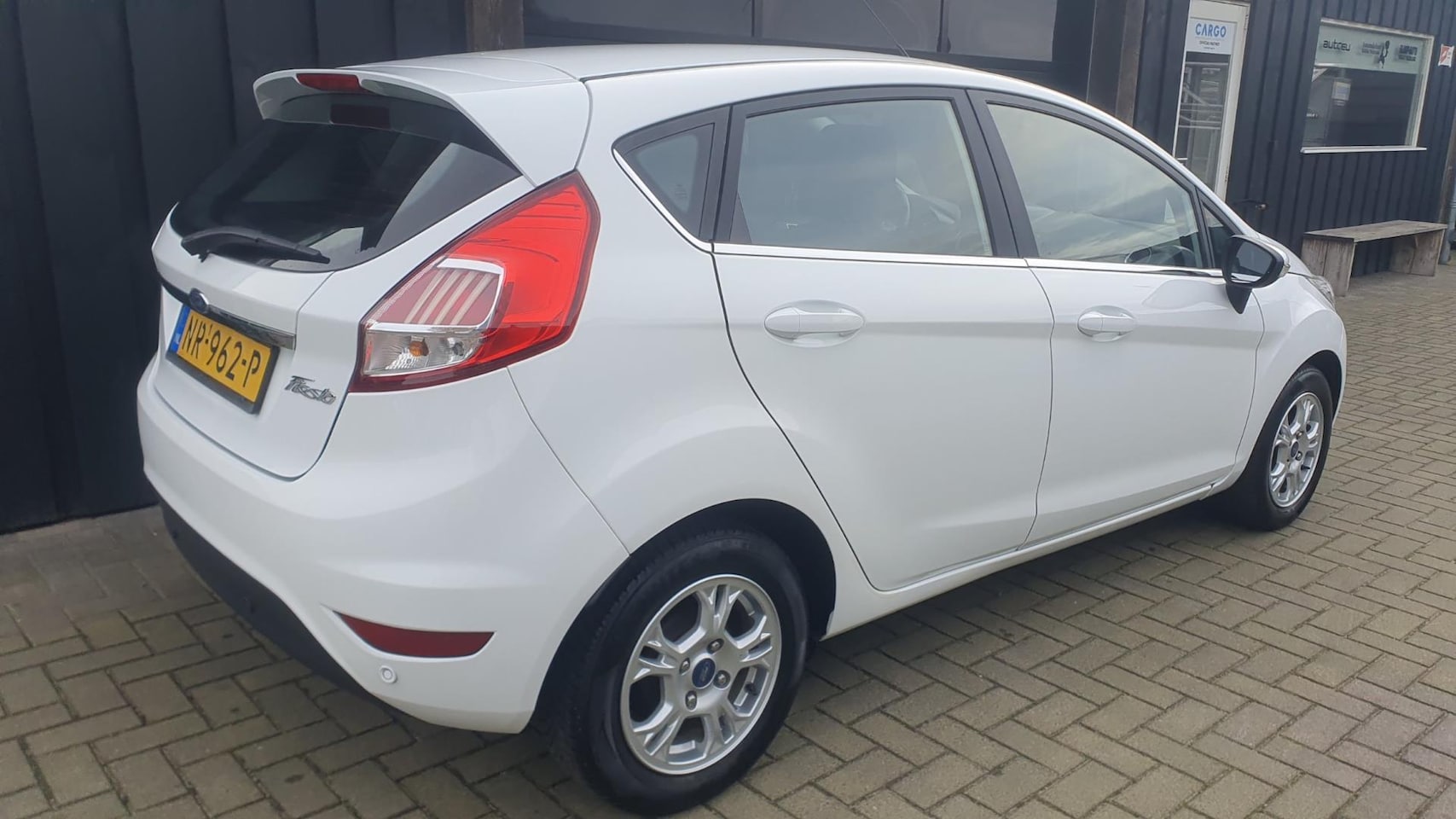 Ford Fiesta - 1.5 TDCi Titanium Lease Edition 1.5 TDCi Titanium Lease Edition