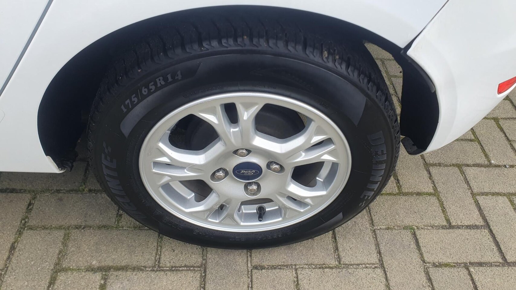 Ford Fiesta - 1.5 TDCi Titanium Lease Edition 1.5 TDCi Titanium Lease Edition