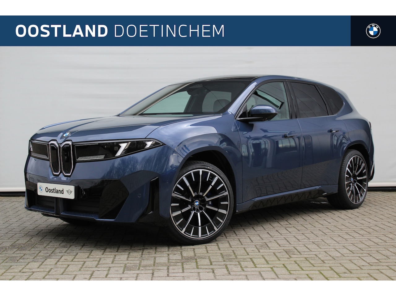 BMW iX3 - 50 xDrive M Sport / Panoramadak / Trekhaak / Parking Assistant Professional / Multifunctio - AutoWereld.nl