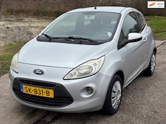 Ford Ka - 1.2 Titanium Airco Electric pakket Audio/CD Colorpakket Deelbare achterbank ABS Getint gla