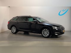 Skoda Superb Combi - 1.5 TSI 150pl DSG ACT Business Edition Stoelverwarming Navigatie DAB+ App-Connect