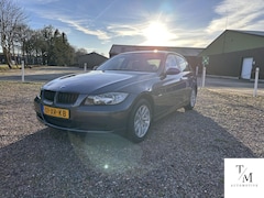 BMW 3-serie - 318i Business Line