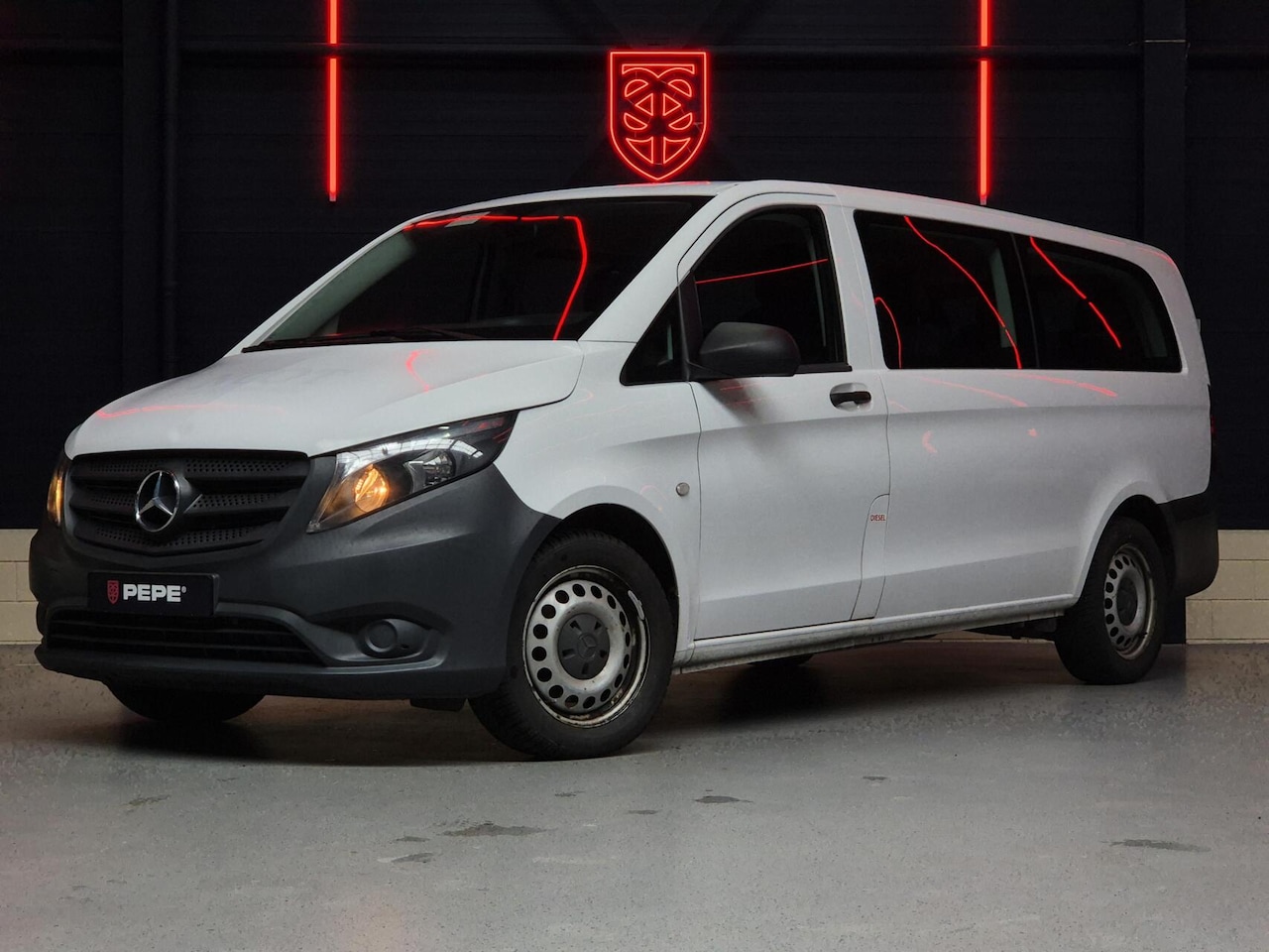 Mercedes-Benz Vito Tourer - 114 BlueTEC Pro XL |9-PERSOONS|CRUISE|AIRCO - AutoWereld.nl