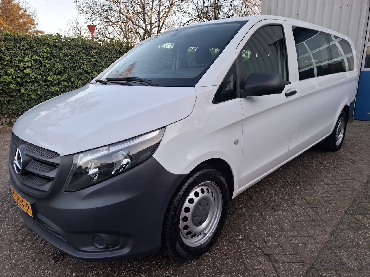 Mercedes-Benz Vito Tourer - 114 BlueTEC Pro Extra Lang 24195.- INCL BTW 9-PERSOONS 135PJ - AutoWereld.nl