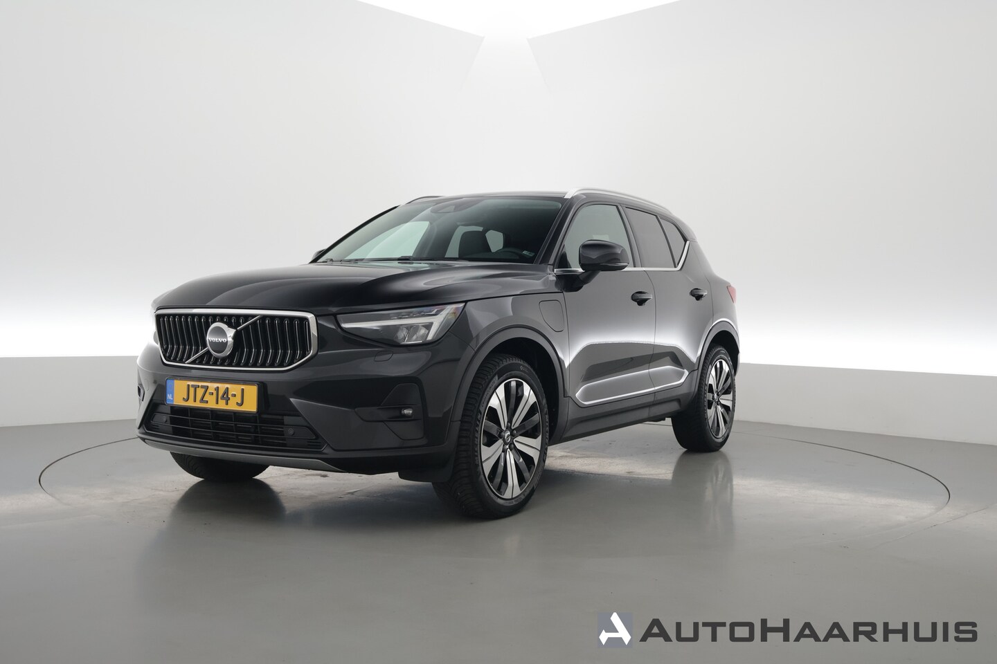 Volvo XC40 - 1.5 T5 Recharge Ultimate Bright | Harman/Kardon | Memory | Leder | Stoel- Stuurverw. | Cam - AutoWereld.nl