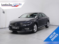 Volkswagen Passat - 1.5 TSI Elegance 1e Eig. NAP DAB ACC Virtual cockpit Navi Clima Apple-carplay Sportstoelen