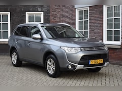 Mitsubishi Outlander - 2.0 PHEV Business Edition X-Line Wij zijn op afspraak geopend Graag bellen voor uw komst