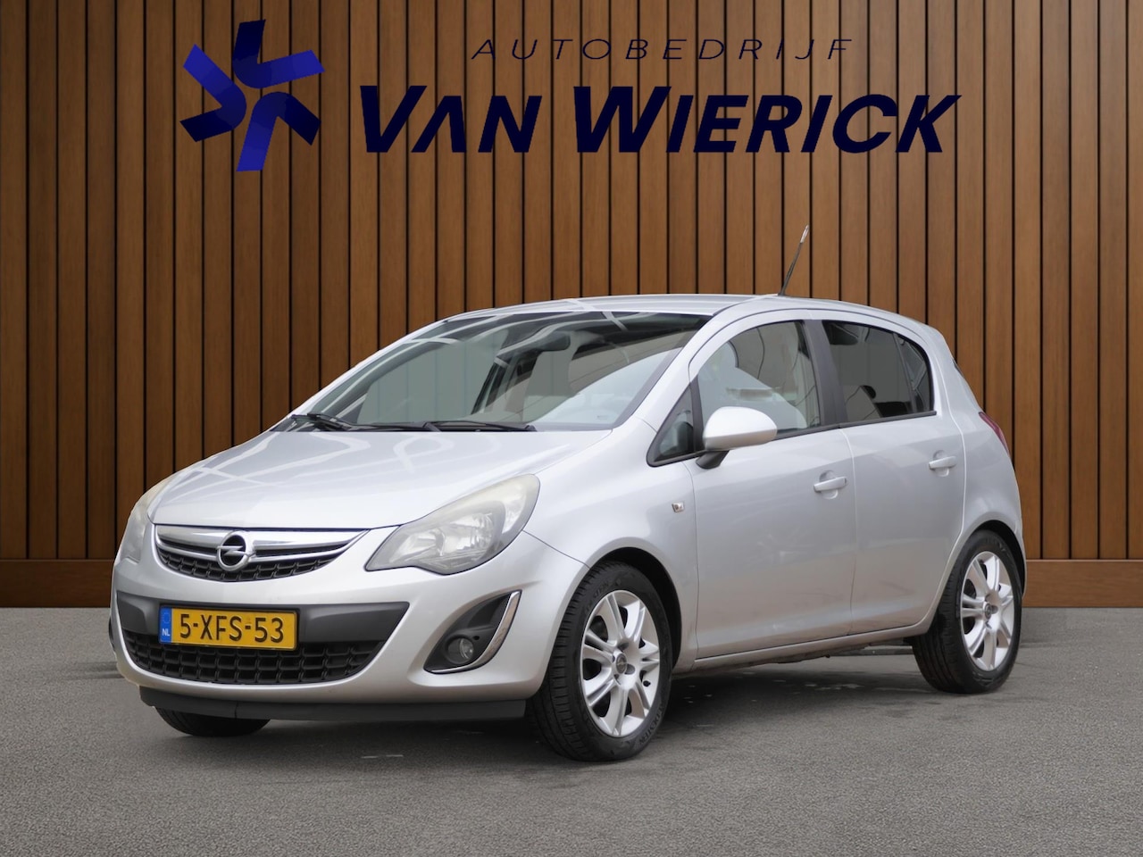 Opel Corsa - 1.2-16V BlitZ 5-Deurs | Cruise | Airco | Trekhaak | Nette Staat - AutoWereld.nl