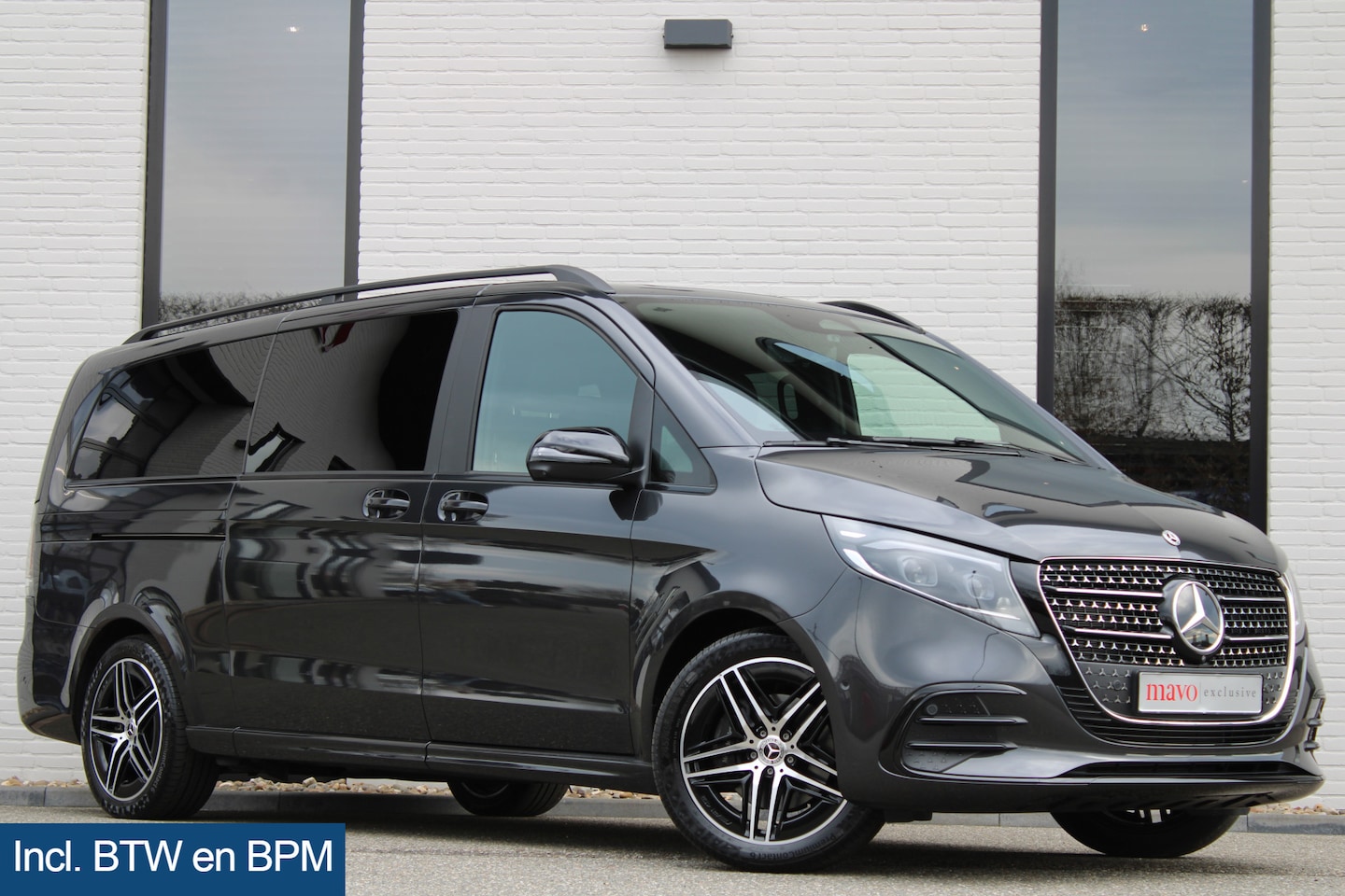 Mercedes-Benz V-klasse - 300d / XXL / AMG / 8- Persoons / Burmester / 360 Camera / Nightpakket / Vol Opties / NIEUW - AutoWereld.nl