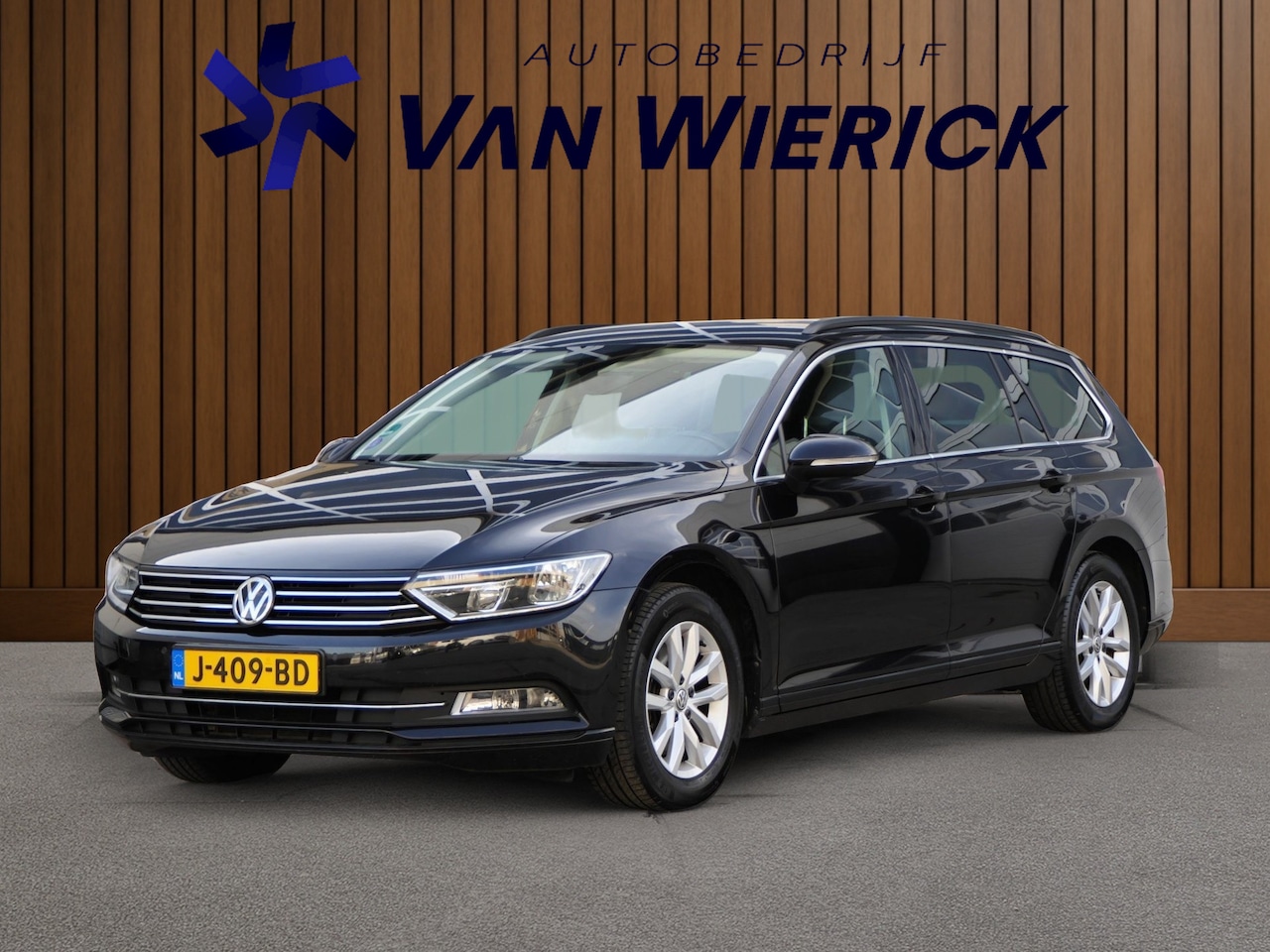 Volkswagen Passat Variant - 1.5 TSI Highline 150PK Automaat | Virtual Cockpit | Stoelverwarming | Camera - AutoWereld.nl