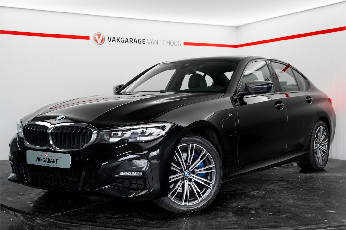BMW 3-serie - 330e High Executive M-Sport Memory Sport stoelen - AutoWereld.nl