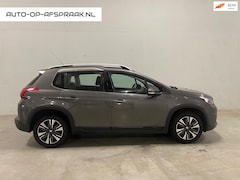 Peugeot 2008 - 1.2 PureTech Allure Navi Camera Leer Clima Trekhaak