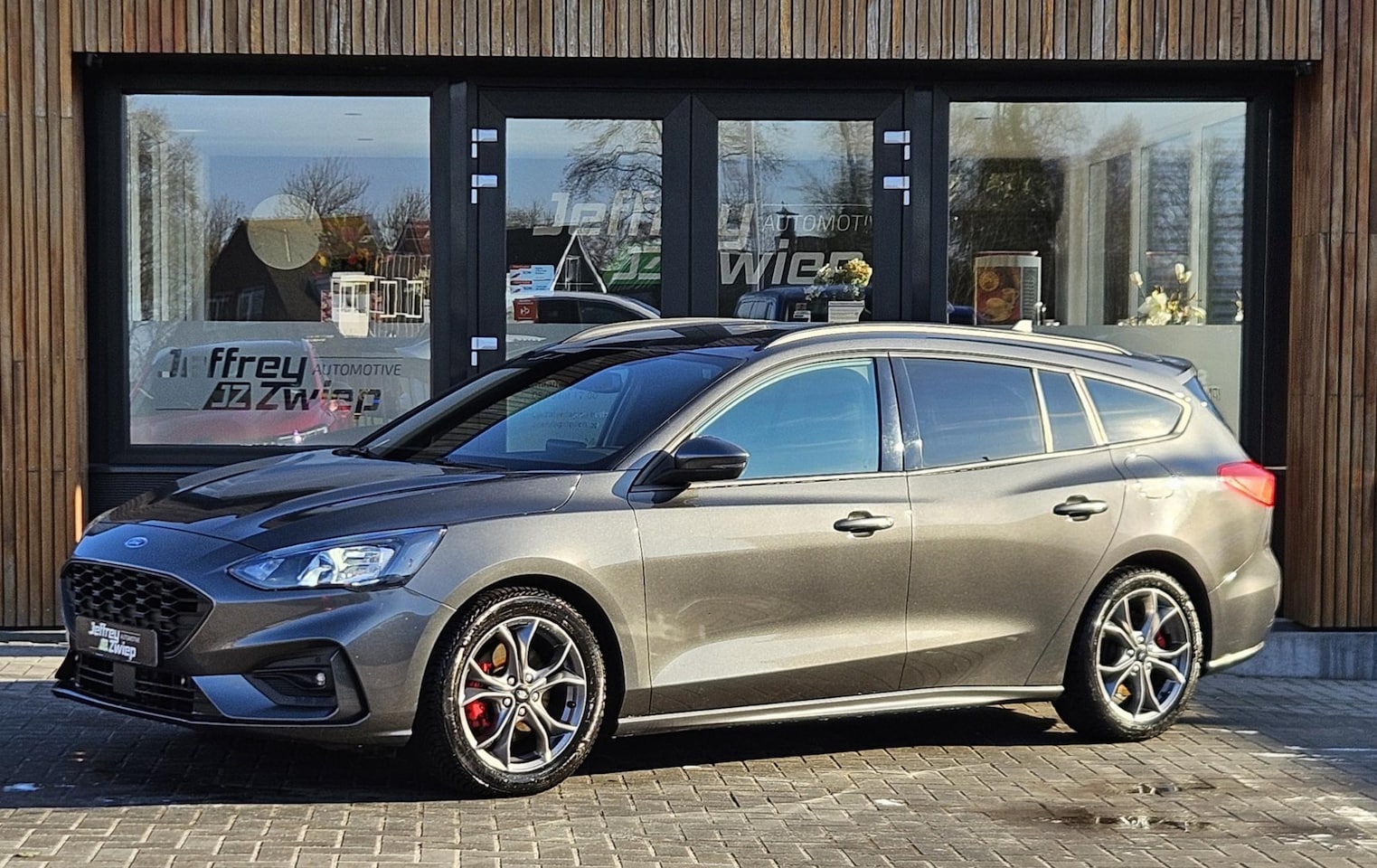 Ford Focus Wagon - 1.0 EcoBoost Hybrid ST Line X Business led. camera. - AutoWereld.nl