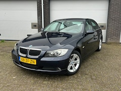 BMW 3-serie - 318i Business Line