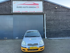 Toyota Yaris - 1.0 VVT-i Terra