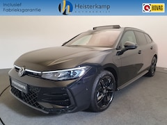 Volkswagen Passat Variant - 1.5 eHybrid 272pk DSG/AUT R-Line Wegklapbare trekhaak, Panoramadak, 360 camera