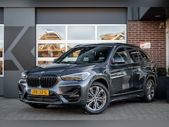 BMW X1 - 25e xDrive | Sport Line | Panorama | Stoelverwarming | H/K | Keyless | HUD | ACC | Adap. L
