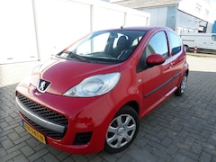 Peugeot 107 - 1.0-12V XR