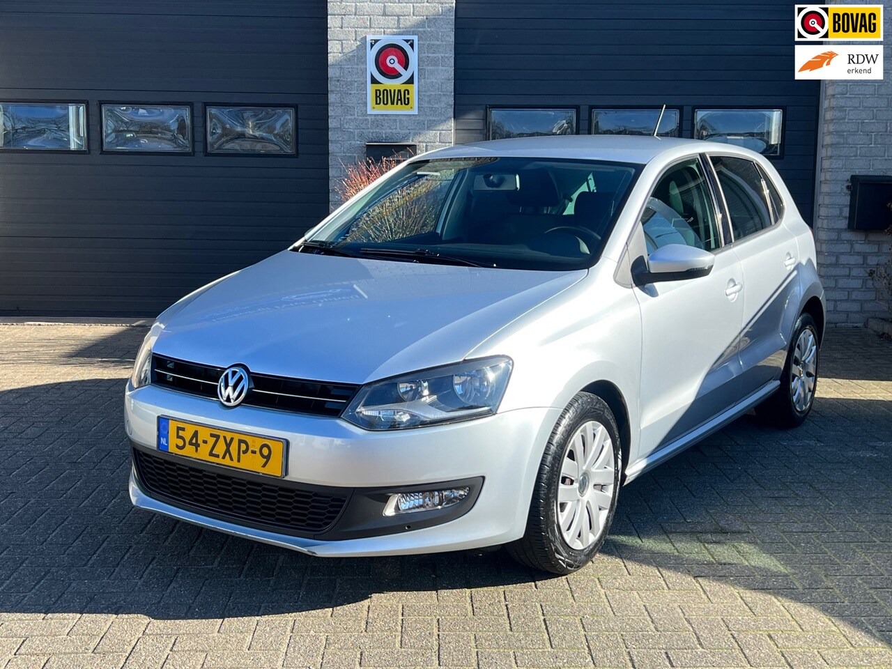 Volkswagen Polo - 1.4-16V Highline *Apple Carplay*Garantie - AutoWereld.nl