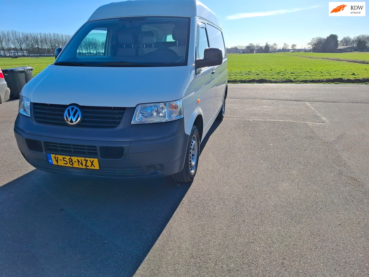 Volkswagen Transporter - 2.0 300 benzine - AutoWereld.nl