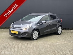 Kia Rio - 1.2 CVVT World Cup Edition