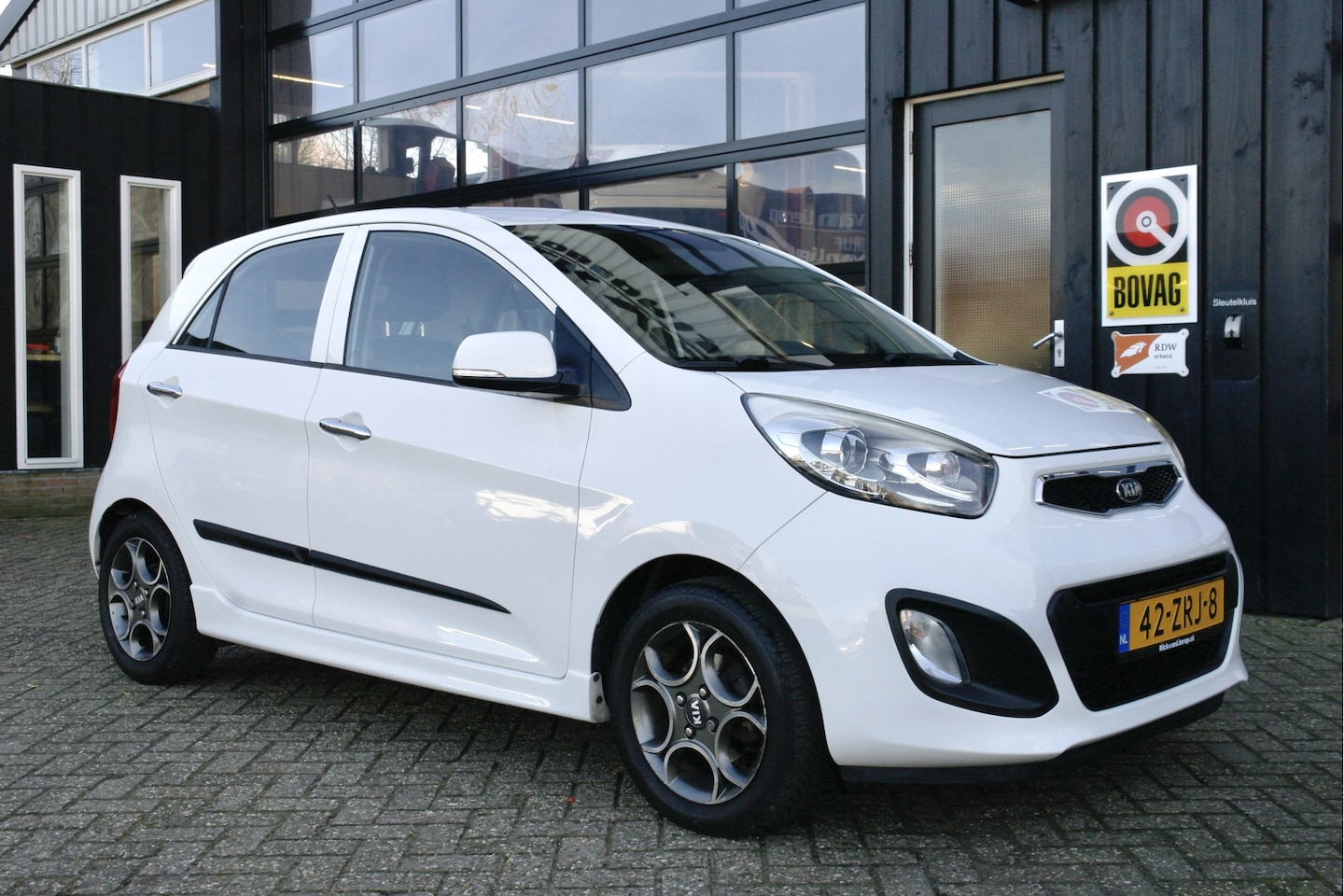 Kia Picanto - 1.0 CVVT Design Edition | LED | Airco | LM-Velgen | Dealer Onderhouden | NL-Auto - AutoWereld.nl