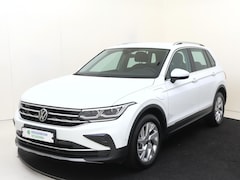 Volkswagen Tiguan - 1.4 TSI eHybrid Elegance | 360 camera | Head-up display | Adaptieve cruise control | 3 zon