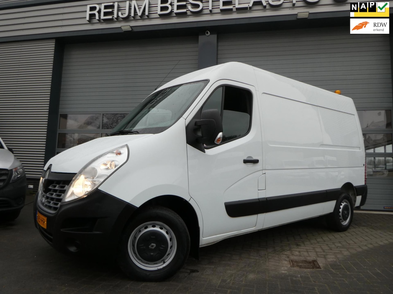 Renault Master - T35 2.3 dCi 145pk, Euro-6, L2H2, Werkplaats, Serviceauto, Inrichting. - AutoWereld.nl