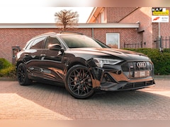 Audi e-tron - 50 Quattro Launch Black Edition S-Line Adaptive Pano Luchtvering 22''